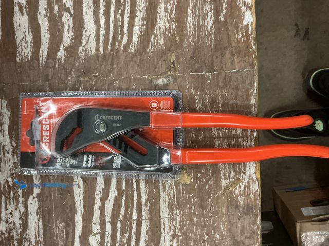 Lot 49-5572306 - Crescent 12 in. V- Jaw Black Oxide Tongue and Groove Pliers with Dipped Grips. Unused