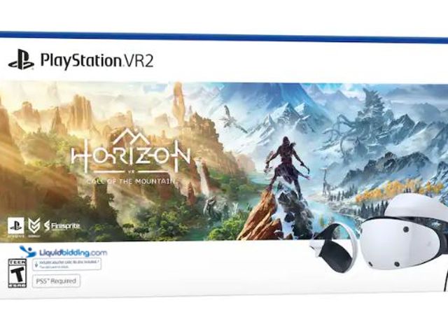 Lot 49-5486733 - Sony - PlayStation VR2 Horizon Call of the Mountain bundle - White Item is used, missing 1 controlle...