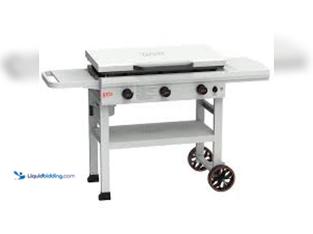 Lot 49-5459826 - LOCO 36 in. 3-Burner Classic SmartTemp Propane Flat Top Grill/Griddle in Chalk Finish. Model # 20230...