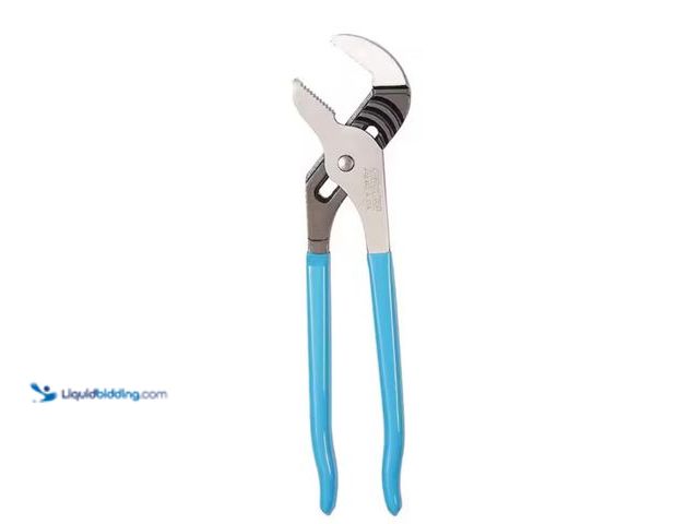 Lot 49-2026195 - Lot of (2). Channellock 12 in. Tongue and Groove Slip Joint Pliers, Model # 440. MSRP: $49.94. Sligh...