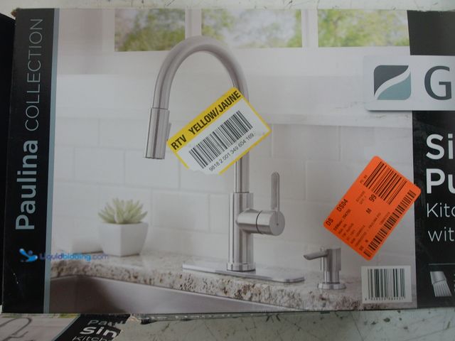 Lot 49-1629103 - Glacier Bay Paulina Single-Handle Pull-Down Sprayer Kitchen Faucet with TurboSpray, FastMount, Soap ...
