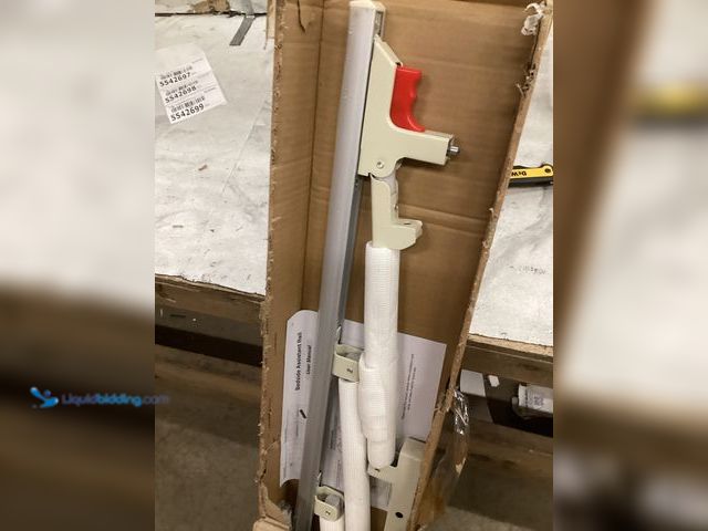 Lot 49-5542697 - Bedside Railing Assistance. Unused