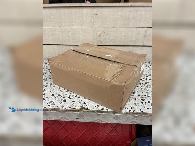 Lot 49-5489216 - Vibration plate. Black. Used slightly and powers on.