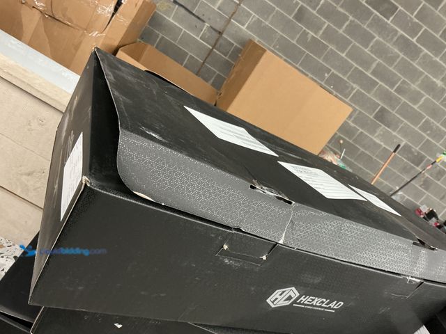 Lot 49-5485321 - HexClad 7-piece Cookware Set. Item 1244601 | Model 859006007083. Unused