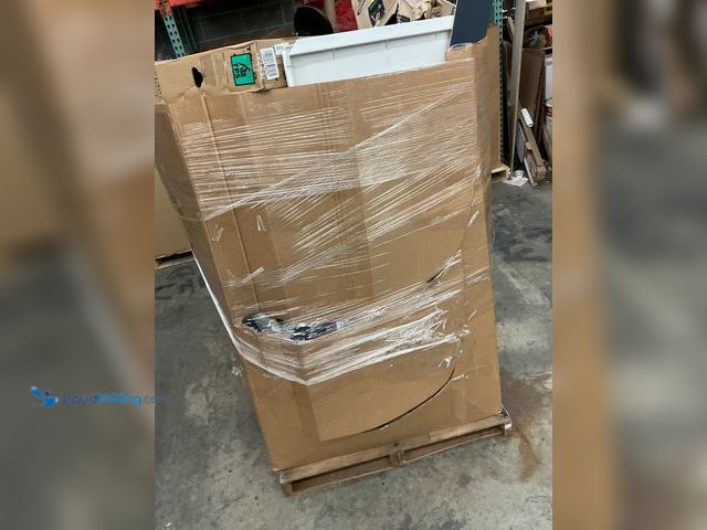 Lot 49-5449128 - Salvage Pallet - IMPORTANT: Please note that the condition of this lot is SALVAGE. Salvage assets ar...