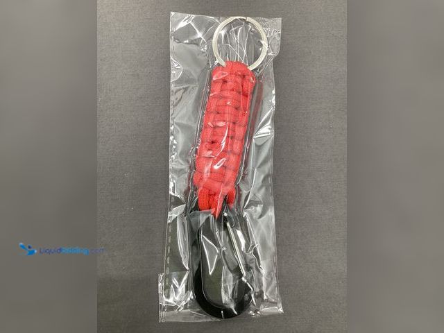Lot 49-910863 - Utility tactical carabiner with paracord, survival paracord lanyard keychain