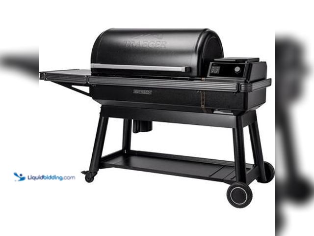 Lot 49-5544017 - Traeger Ironwood XL Wi-Fi Pellet Grill and Smoker in Black. Model # TFB93RLG. Unused