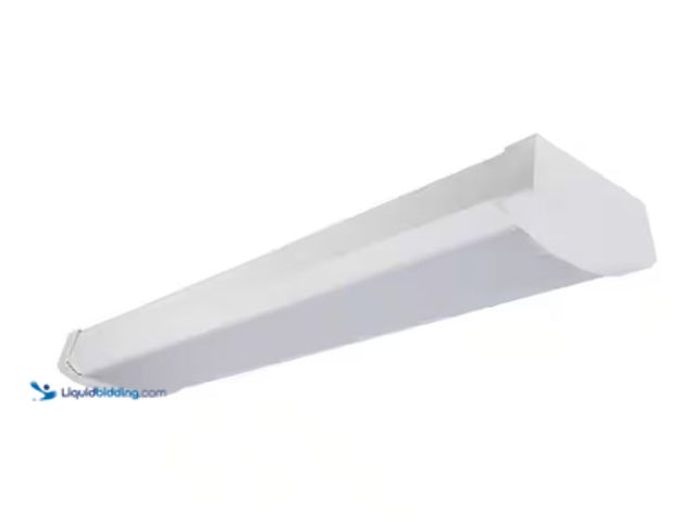 Lot 49-3614802 - Commercial Electric 1-Pack 24 in. 2,000 Lumens Integrated LED White Wraparound, Model # WR2440K20LWL...