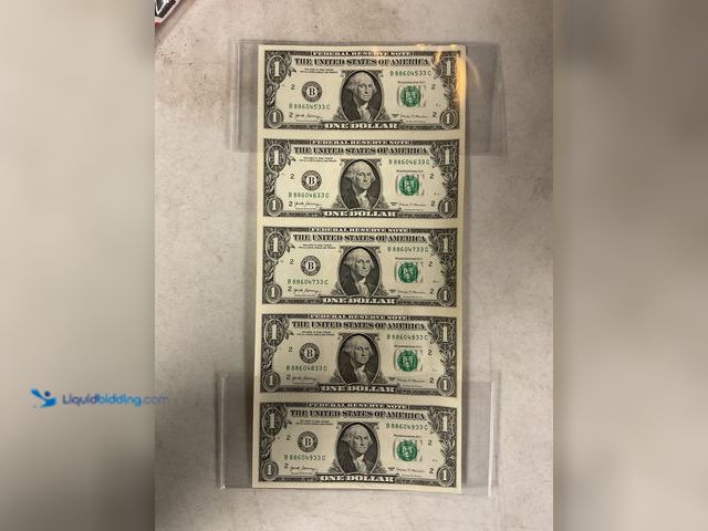 Lot 49-1505445 - VERY NICE SHEET OF 5 UNCUT 2017 GREEN SEAL UNITED STATES ONE DOLLAR BILL BANKNOTES #COINS0122