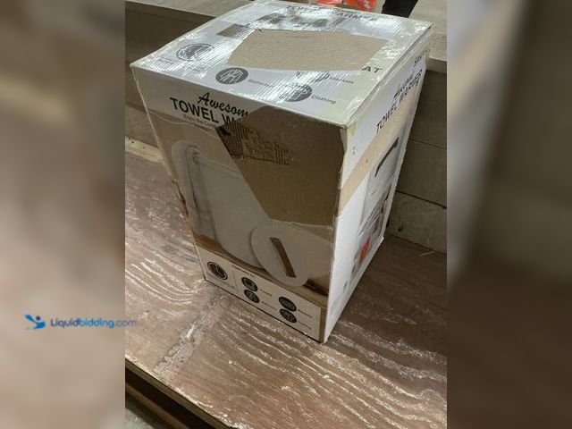 Lot 49-5487691 - SAMEAT Towel Warmer (powers on) Used