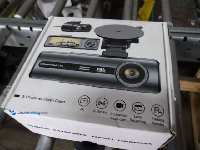 Lot 49-1513884 - 3 Channel Dash Cam, 4K, G Sensor, Loop recording, Parking Monitor, Black, Unused (Unable to test)  R...