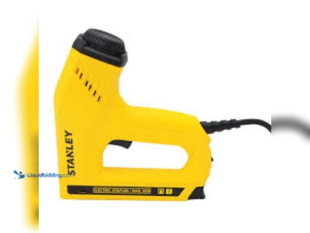 Lot 49-5448359 - Stanley Electric Stapler and Brad Nail Gun. Model # TRE550Z. Used