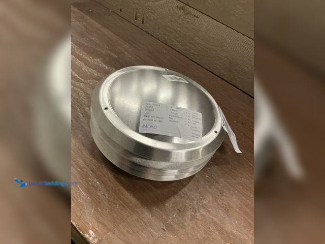 Lot 49-5477816 - Versa Cap Adjustable Aluminum Chimney Cap Fits 4 And 7 Eighths To 6 And 7 Eighths Inches Unused