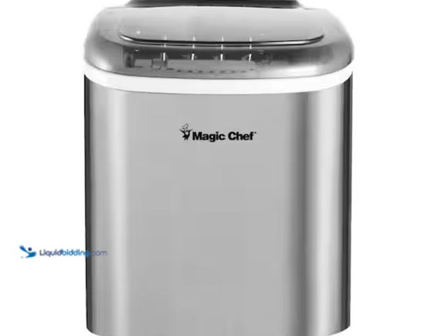 Lot 49-2005661 - Magic Chef 27 lbs. Bullet Ice Countertop Ice Maker in Stainless Steel, Model # HMIM27ST, Used, Has a...