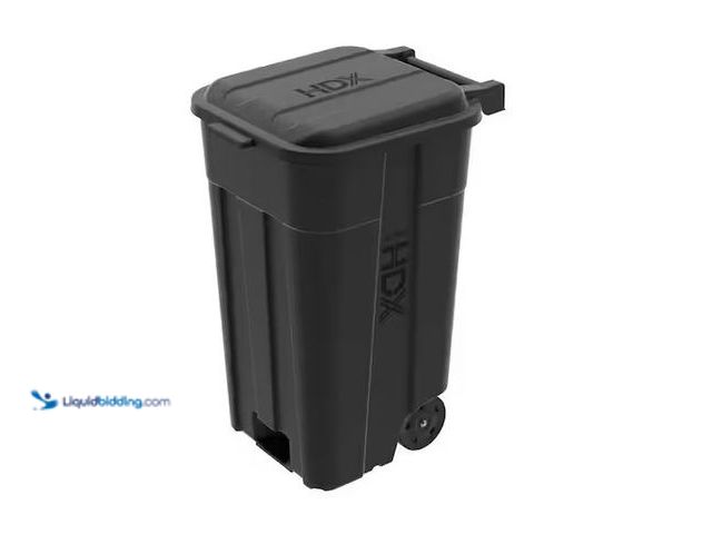 Lot 49-1568606 - HDX 45 gal. Black Heavy Duty Outdoor Trash Can with Wheels and Attached Lid Model # 999-2445W, Unuse...