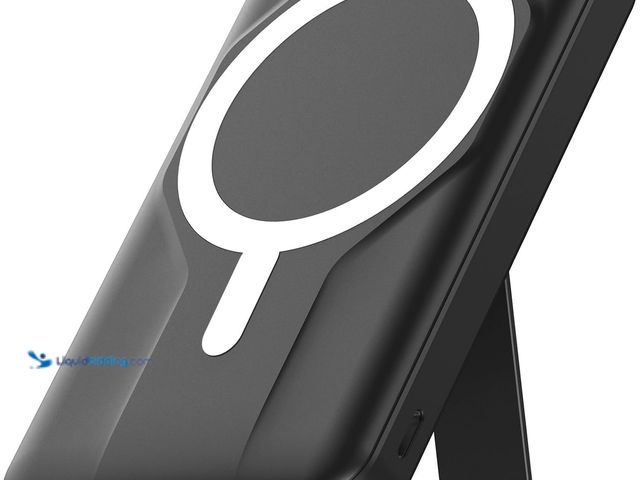 Lot 49-5453742 - Wireless Portable Charger with Stand, Slim 10000mAh Magnetic Power Bank for Magsafe, 22.5W Fast Char...