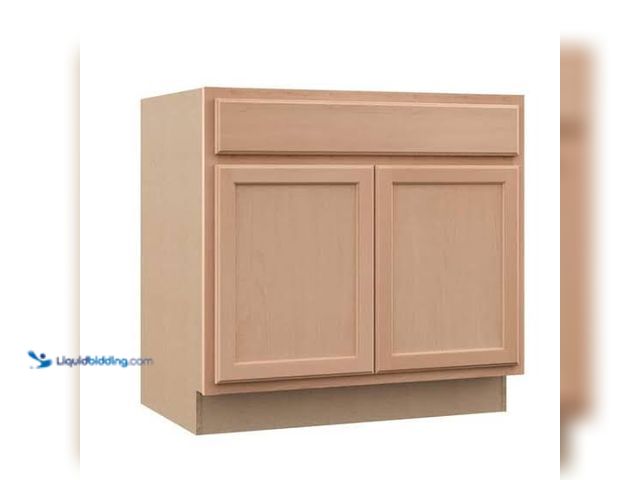 Lot 49-5573099 - Hampton Bay
Recessed Panel 27 in. W x 24 in. D x 34.5 in. H Assembled Base Kitchen Cabinet in Unfin...