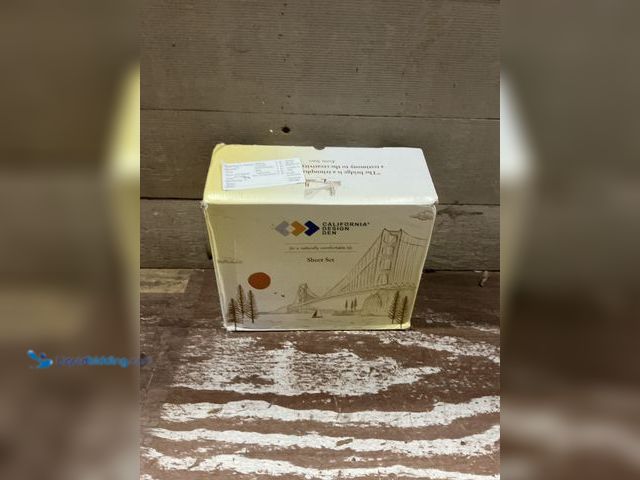 Lot 49-5572351 - KING - California Design Den 100% Cotton Sateen King Sheets Deep Pocket Set, Beige. Model: 840307185...