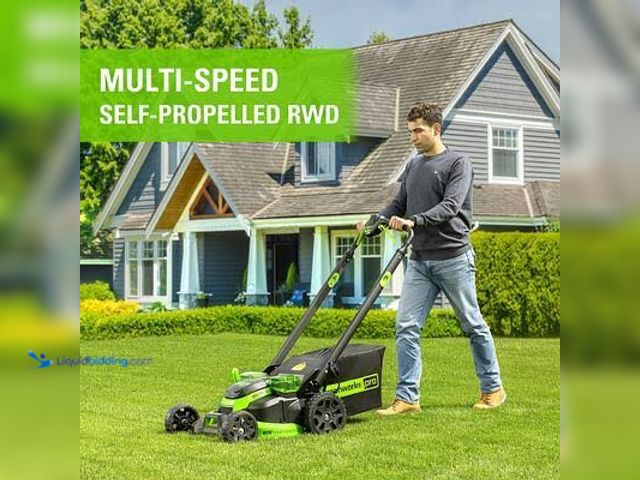 Lot 49-5539865 - Greenworks 80-volt, 25-in Self Propelled Battery Walk Mower.Model: LMB405. Used