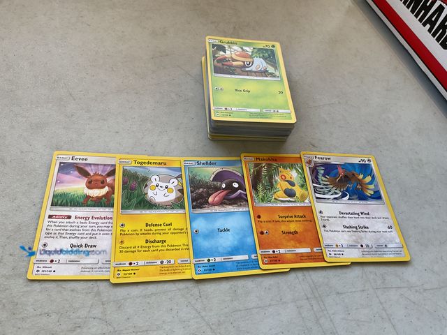 Lot 49-3609227 - Other LOT OF 80+ POKEMON CARDS FROM VARIOUS YEARS AND EVOLUTIONS LOADED WITH GREAT CARDS