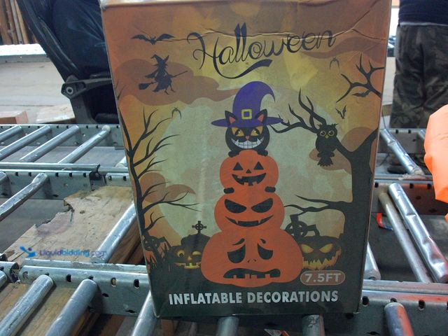 Lot 49-1542688 - Halloween Inflatables Outdoor Decoration with LED Lights Halloween Inflatables Pumpkin's with Witch ...