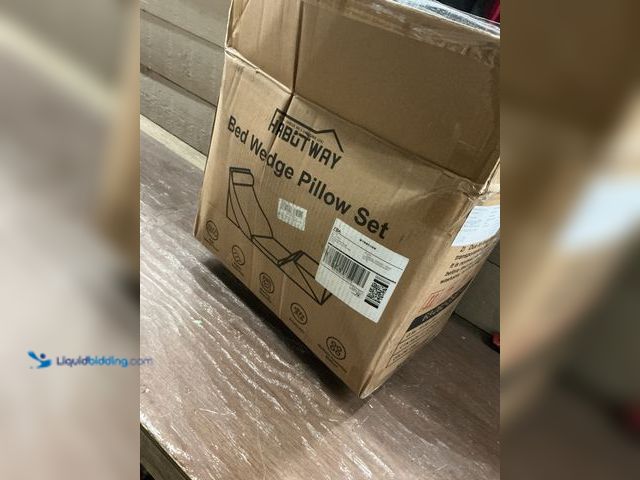 Lot 49-5482037 - Habotway Bed Wedge Pillow Set Used