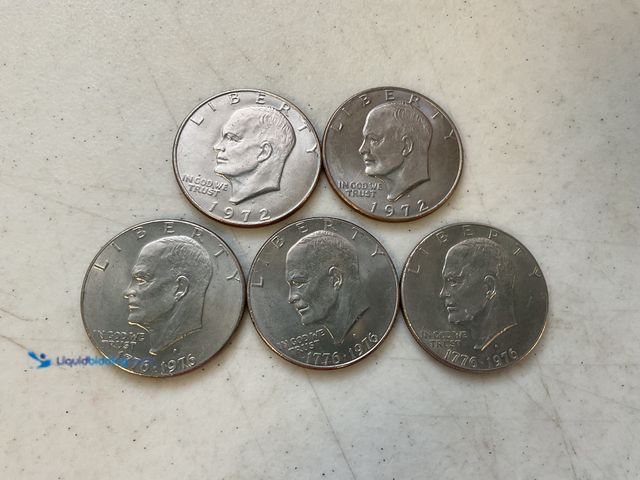 Lot 49-3708144 - LOT OF 5 “IKE” EISENHOWER LARGE ONE DOLLAR COINS INCLUDING 1972 AND 1976