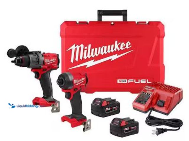Lot 49-1517079 - Milwaukee
M18 FUEL 18V Lithium-Ion Brushless Cordless Hammer Drill and Impact Driver Combo Kit (2-T...