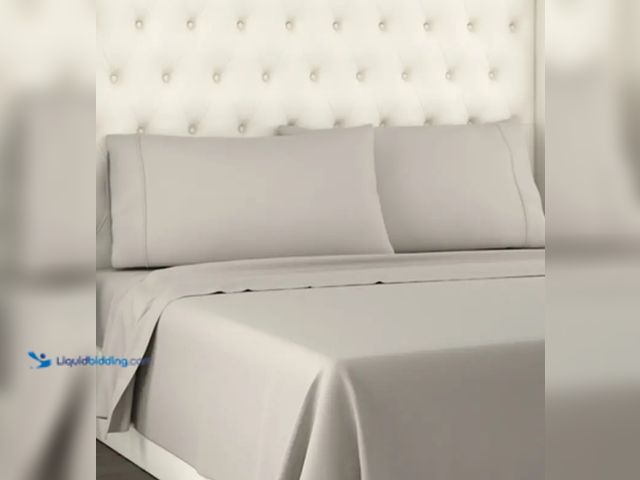Lot 49-1800257 - Kathy Ireland Organic Cotton Sheet Set.