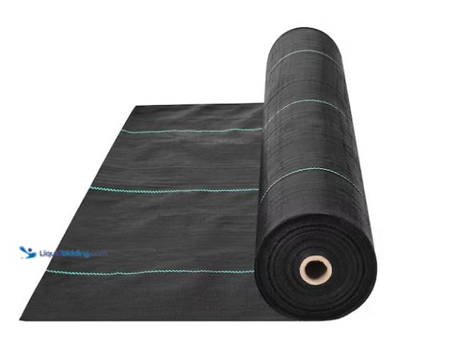 Lot 49-5551631 - VEVOR Weed Barrier Landscape Fabric 6.5 ft. x 330 ft. Heavy-Duty Garden Weed Fabric Woven PP Weed Co...
