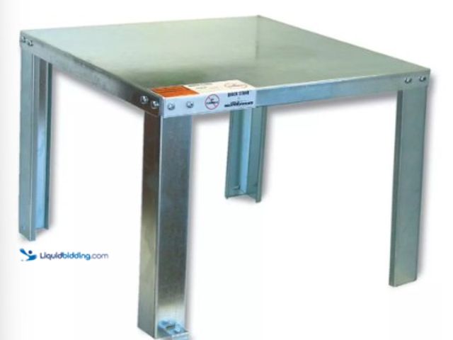 Lot 49-3535397 - Quick Stand™ 21 1/2 in. Galvanized Water Heater Support Stand New