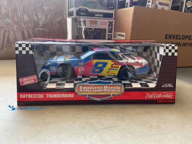 Lot 49-5451661 - Other ERTL AMERICAN MUSCLE 1/18 SCALE DIECAST COLLECTOR EDITION CAR RAYBESTOS THUNDERBIRD NEW IN BOX