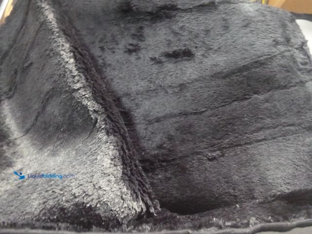 Lot 49-3466028 - Noahas Fluffy Black 8x10 Area Rugs for Living Room, Large Living Room Rug, Thick Shag Rugs for Bedro...