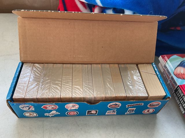 Lot 49-1830492 - COLLECTIBLE 1989 DONRUSS BASEBALL COMPLETE SEALED FACTORY BRICKS 660 CARD SET INCLUDING NOLAN RYAN A...