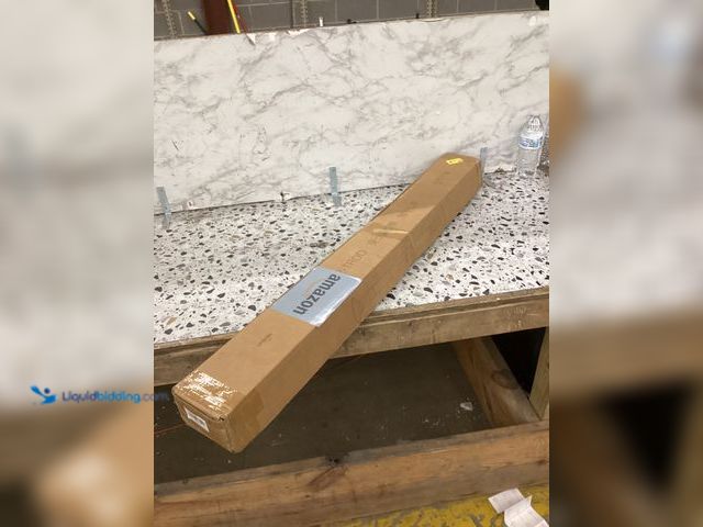 Lot 49-3531555 - Tension curtain rod brown 370m, Unused.