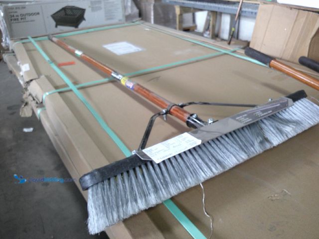 Lot 49-1517373 - quickie heavy duty 24" multisurface broom  Ref#HD0724
