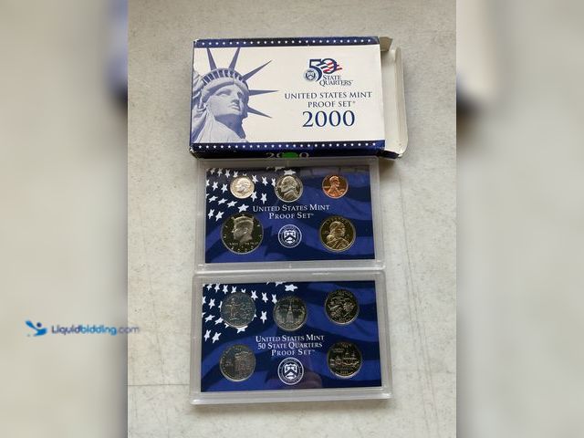 Lot 49-1505489 - 2000 UNITED STATES PROOF SET 10 COINS IN HARD PLASTIC CASE WITH ORIGINAL SLEEVE #COINS0122