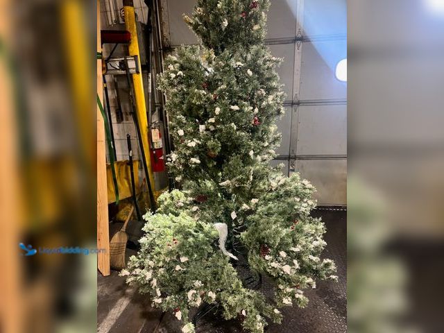 Lot 49-1548192 - Home Decorators Collection LED Pre-Lit Artificial Christmas Tree with Flock, berries, and Pine cones...