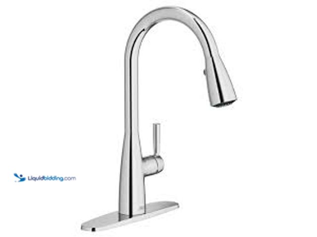 Lot 49-5450612 - American Standard Fairbury 2S Single-Handle Pull-Down Sprayer Kitchen Faucet in Polished Chrome. Mod...