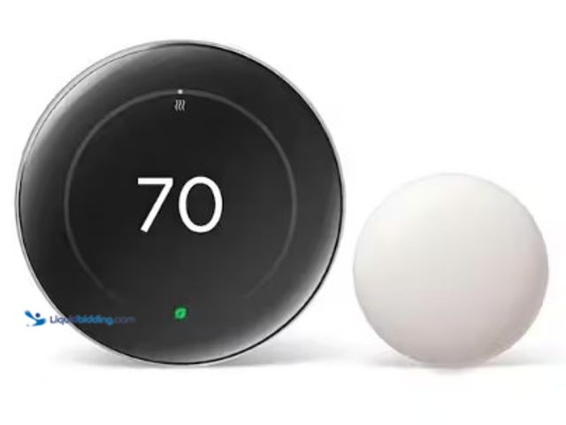 Lot 49-2022765 - Google Nest Learning Thermostat (4th Gen) with Nest Temperature Sensor (2nd Gen) - Polished Silver, ...