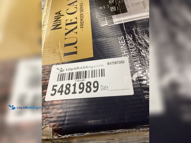 Lot 49-5481989 - Ninja Luxe Café Barista Espresso Coffee Maker Item is unused   Complete