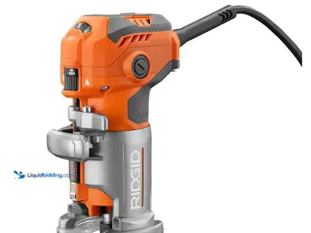 Lot 49-5573257 - RIDGID
5.5 Amp Compact Fixed-Base Corded Router, Used with bag, Works