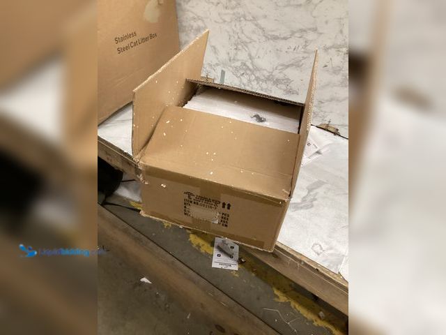 Lot 49-5479102 - Low Profile Flush Mount Cage Ceiling Light Unused Unable to Test