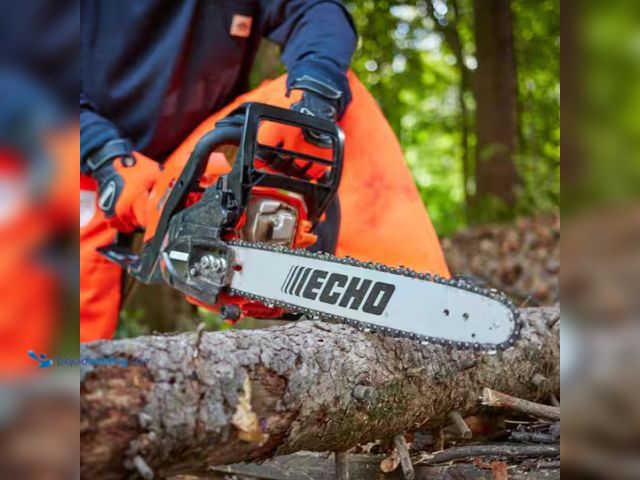 Lot 49-1567642 - ECHO 14 in. 34.4 cc Gas 2-Stroke Rear Handle Chainsaw with Automatic Chain Oiler, Model # CS-3410-14...