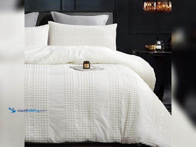 Lot 49-3538922 - Cupocupa King Size Comforter Set;White Comforter Boho Tufted Lightweight Bedding Sets 3PCS Pom Pom C...