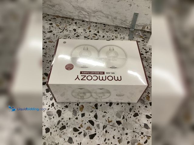 Lot 49-3539131 - Momcozy M5 Wearable Breast Pumps Item is Factory Sealed