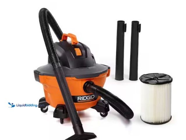 Lot 49-2004181 - RIDGID 6 Gal. 3.5 Peak HP NXT Shop Vacuum Wet Dry Vac with General Debris Filter, Locking Hose and A...