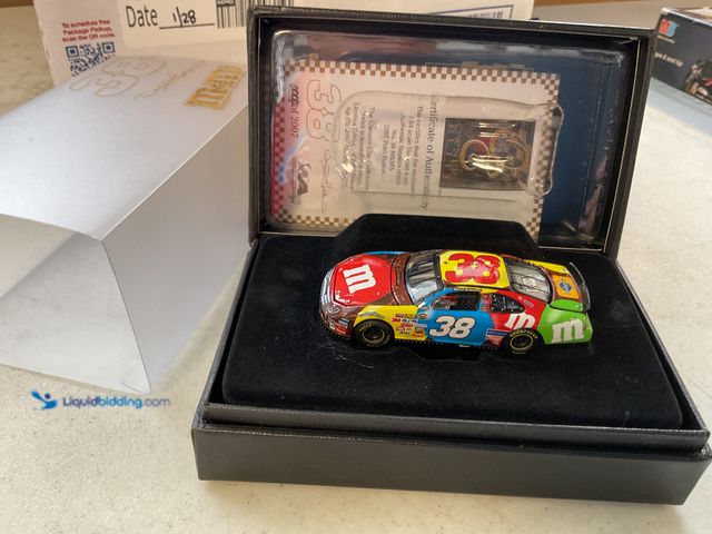 Lot 49-3708143 - Other 1/64 SCALE DIECAST CAR IN ORIGINAL BOX DAVID GILLILAND #38 M&amp;M’S 2007 FUSION OWNERS ELITE ...