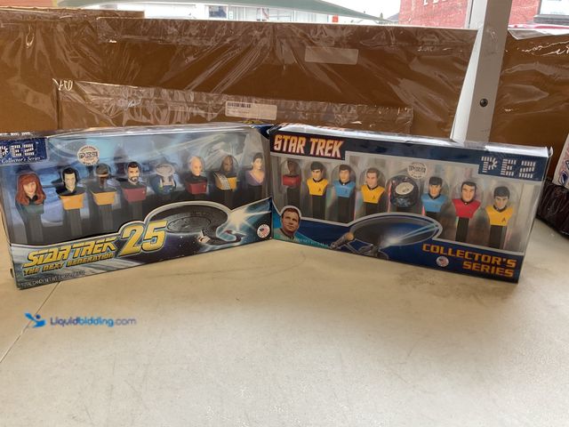 Lot 49-1811344 - COLLECTIBLE 2 PEZ STAR TREK COLLECTOR’S SERIES CANDY DISPENSERS