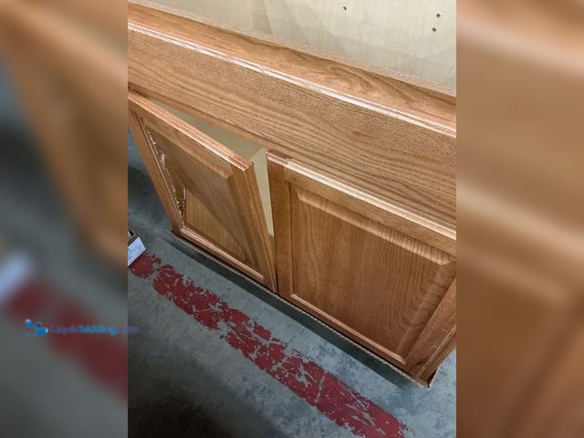 Lot 49-5487561 - Hampton Bay 36"W X 21"D X 34.5"H Assembled Bath Base Cabinet Med Oak W/O Shelf (door broken) (parts ...